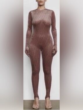 SKIMS Velvet Logo Glove full body Catsuit NWT in Chai